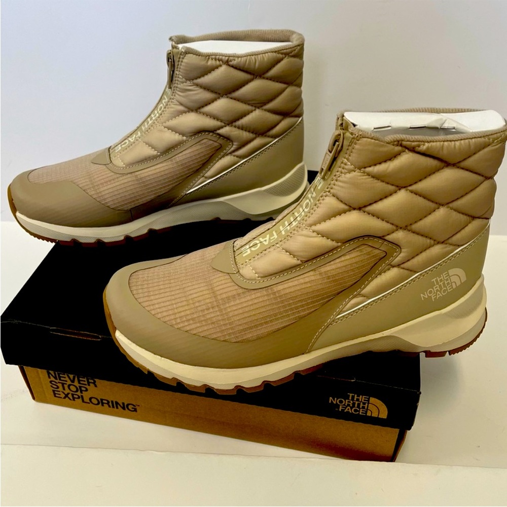 New…North Face ThermoBall Progressive Zip womens boots size 9